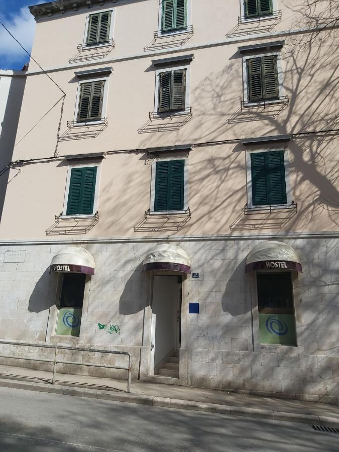 Hurricane Hostel Split Exterior foto
